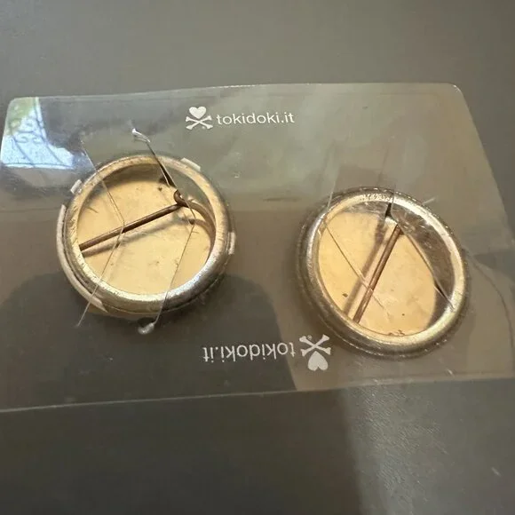 Tokidoki Lot of 2 Pins Crossbones Heart Samurai New 1" 1 inch - Picture 2 of 2